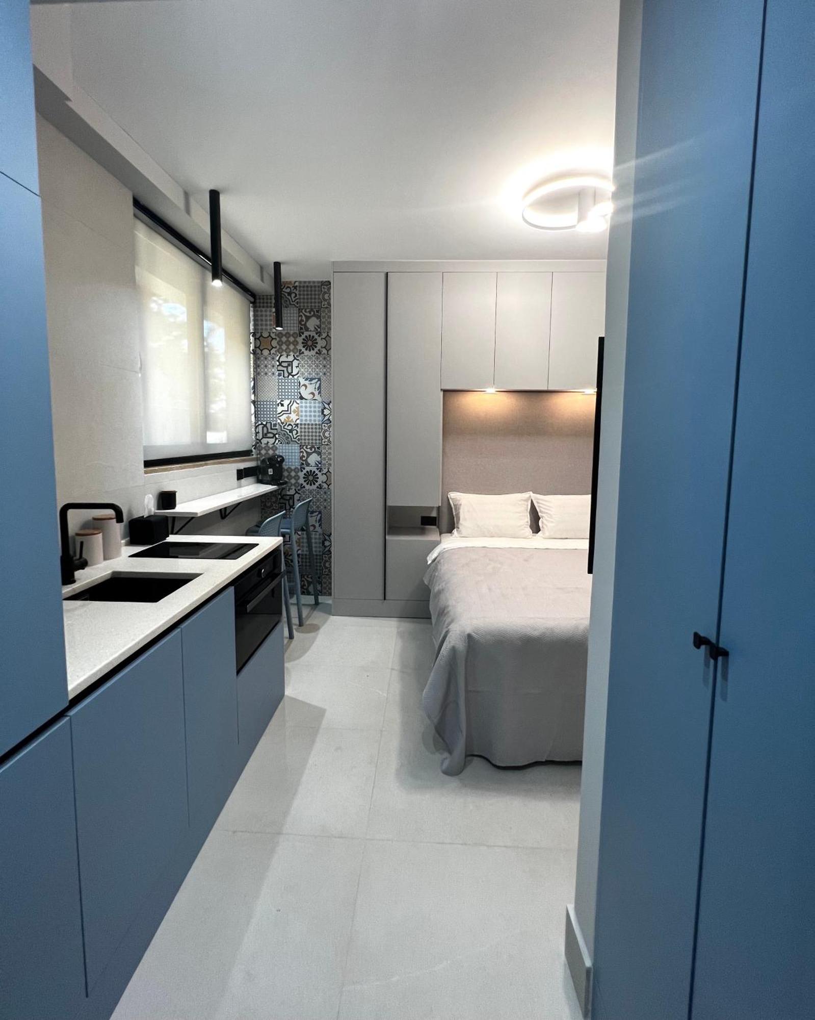 Golden Beach Suites Sarandë エクステリア 写真