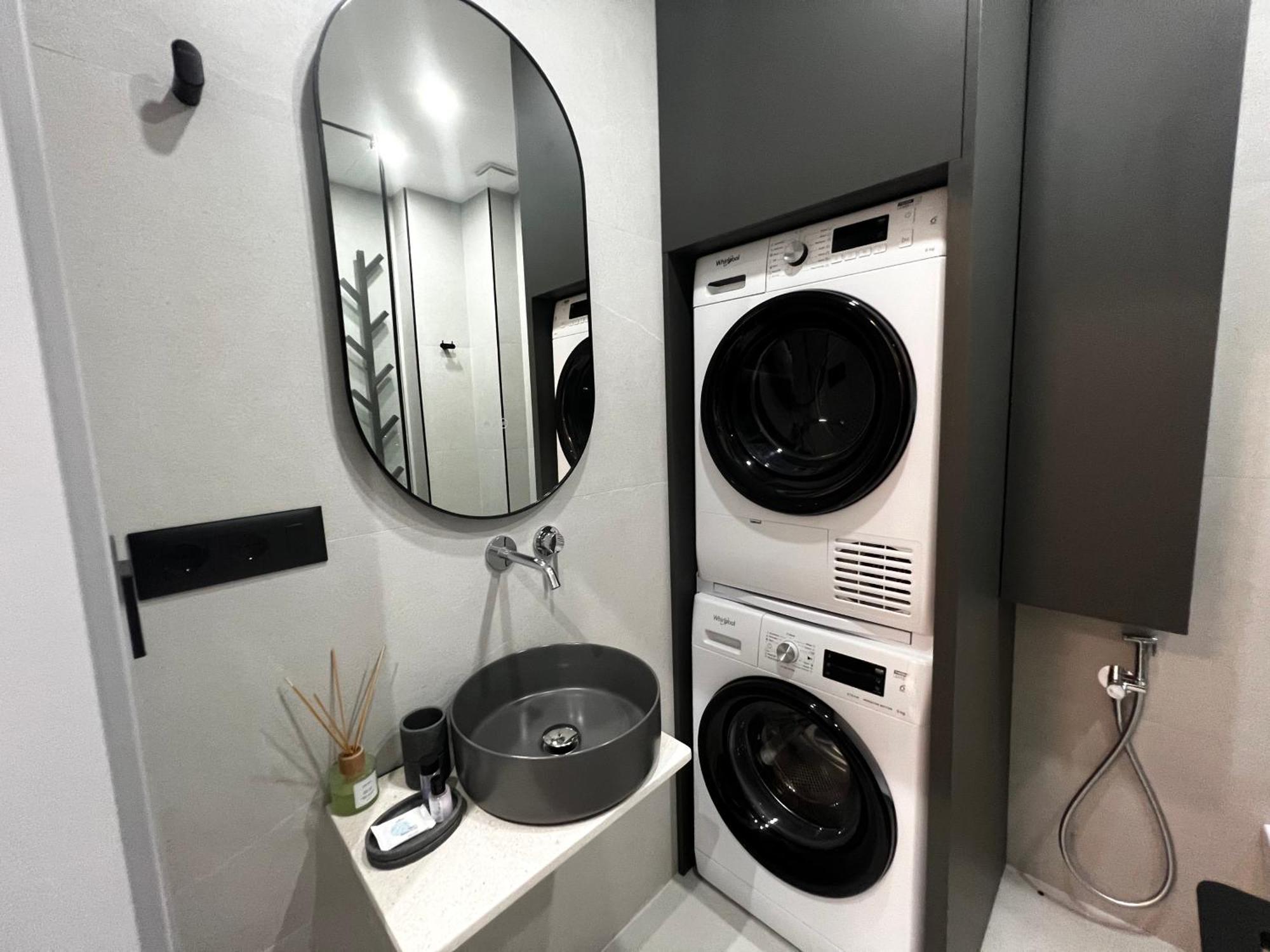 Golden Beach Suites Sarandë エクステリア 写真