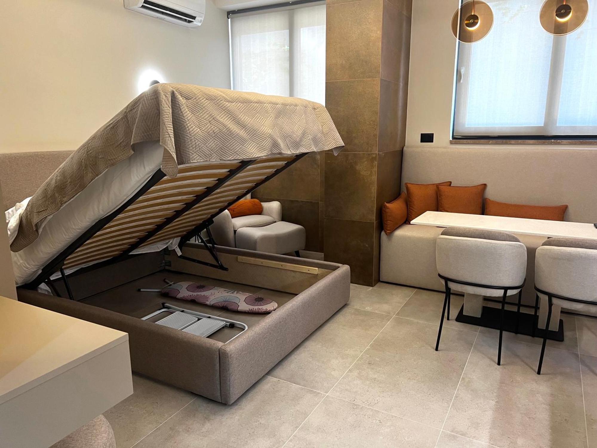 Golden Beach Suites Sarandë エクステリア 写真